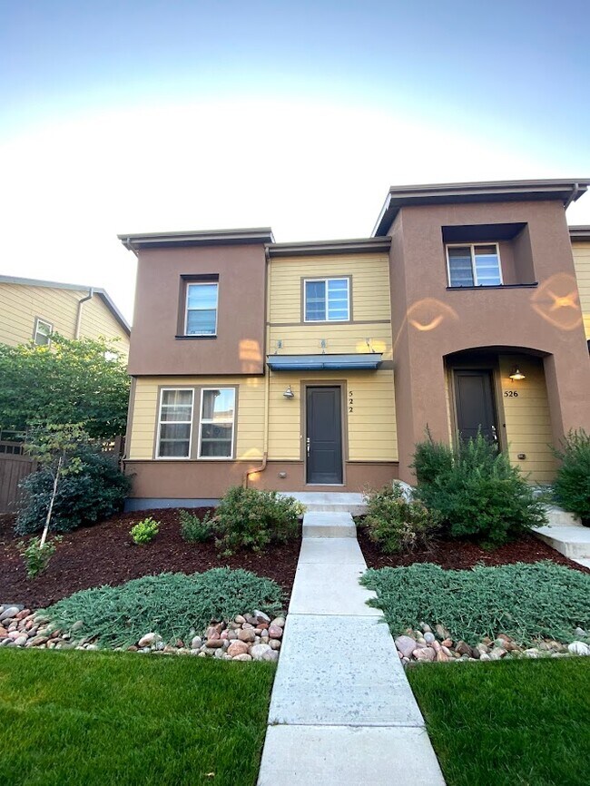 Photo - 522 S Vance St Townhome