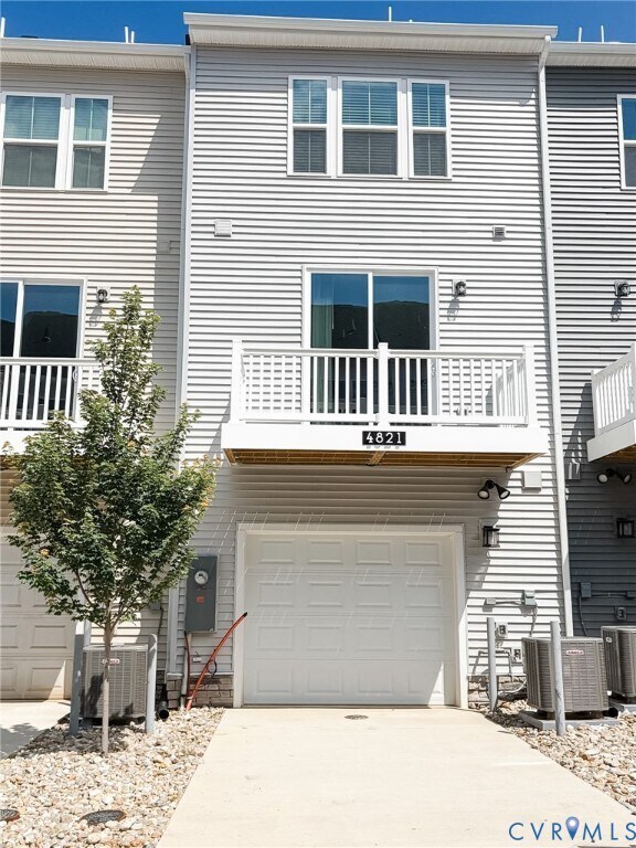 Foto del edificio - 4821 Cloverleigh Dr