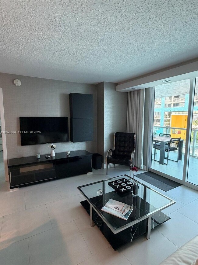 Building Photo - 2101 Brickell Ave