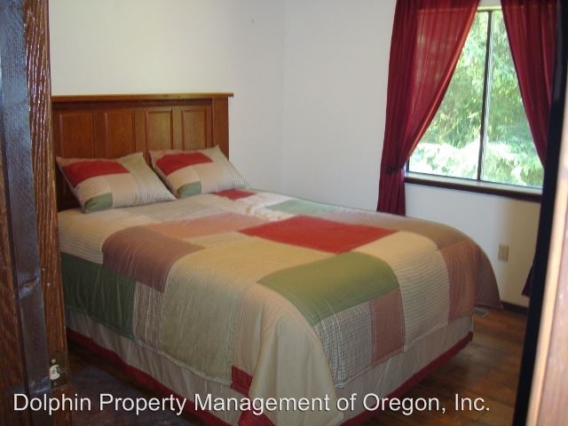 Foto del edificio - 89492 Sutton Pl