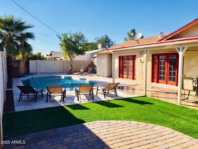 Foto del edificio - 8447 E Sheridan St