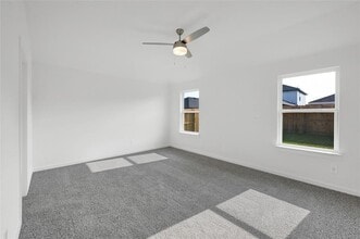 Building Photo - 1623 Fleetwood Crossing Dr