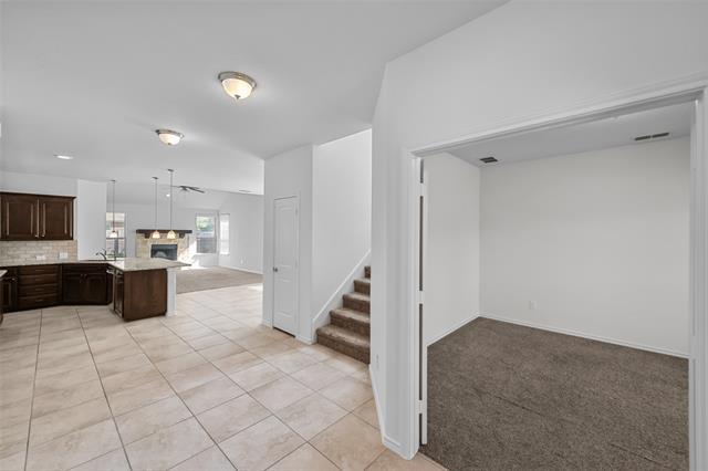 Foto del edificio - 1916 Henderson Dr