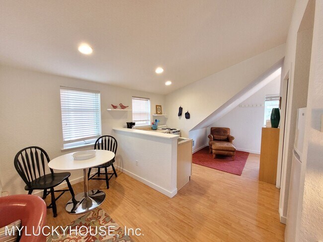 Building Photo - Studio, 1 bath House - 2815 Jill Avenue