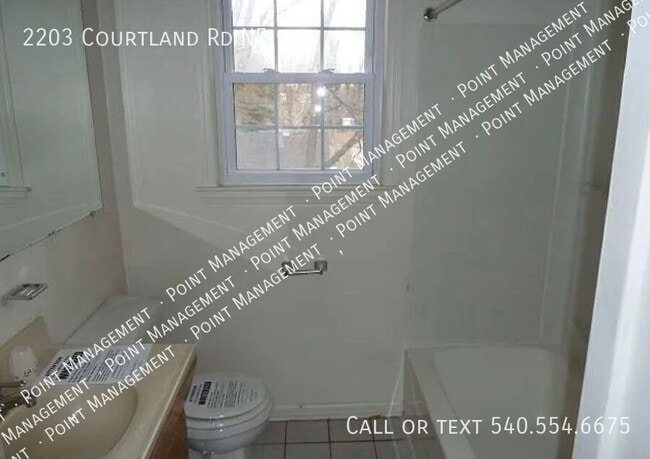 Foto del edificio - 2203 Courtland Rd NE