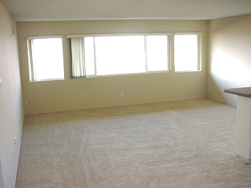 Building Photo - Terraces at Del Mar