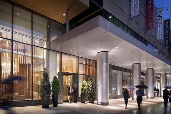 Building Photo - 505 W 52nd St