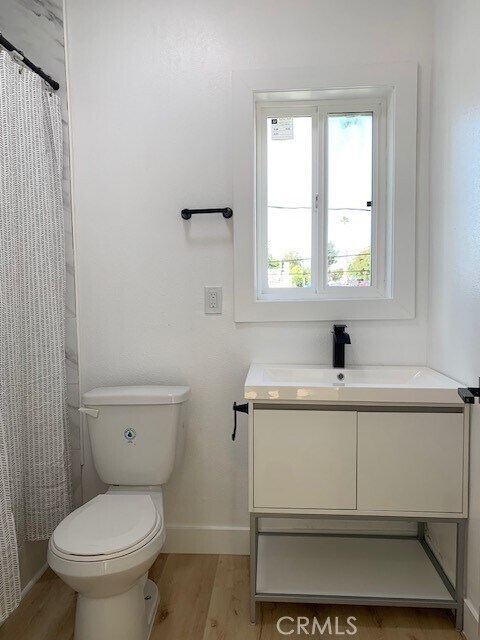 Building Photo - 247 N New Hampshire Ave