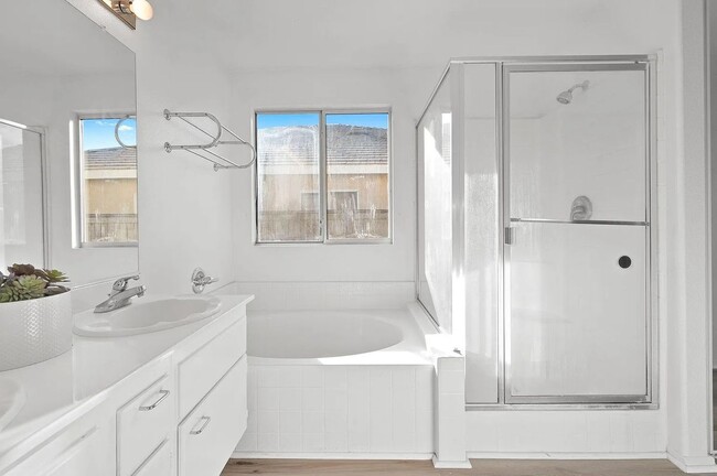 Building Photo - 41617 Beadling