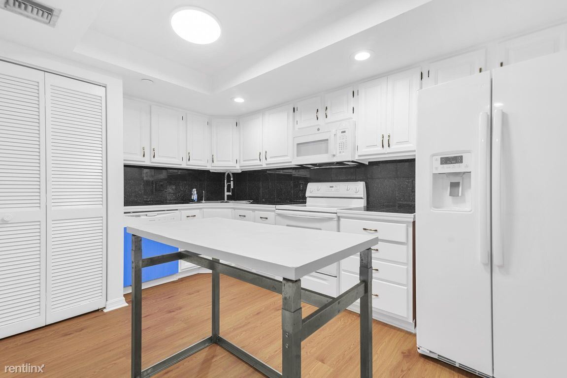 Primary Photo - 2 br, 2 bath House - 5951 Wellesley Park D...