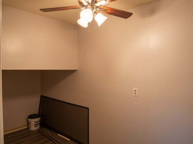 Building Photo - 1099 Stones Throw Dr NW