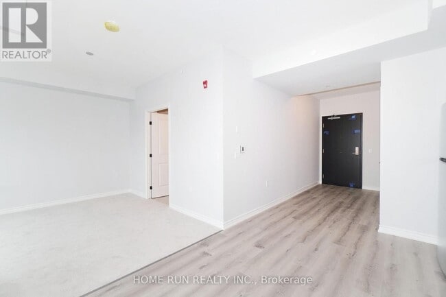 Building Photo - 1350-1350 Hemlock Rd