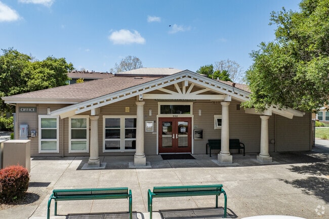 Community Center - Corona Ranch