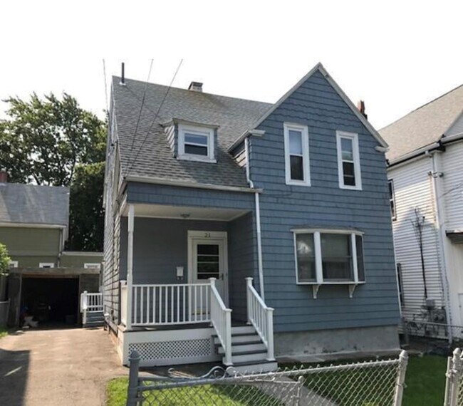 Building Photo - 21 Baldwin Ave