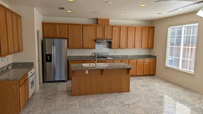 Building Photo - 4-Bedroom Danville Home in Quiet Cul-De-Sac | Prime Tassajara Location Top Schools