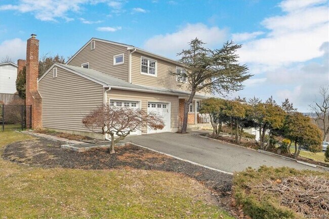 Building Photo - 24 Mountainview Dr