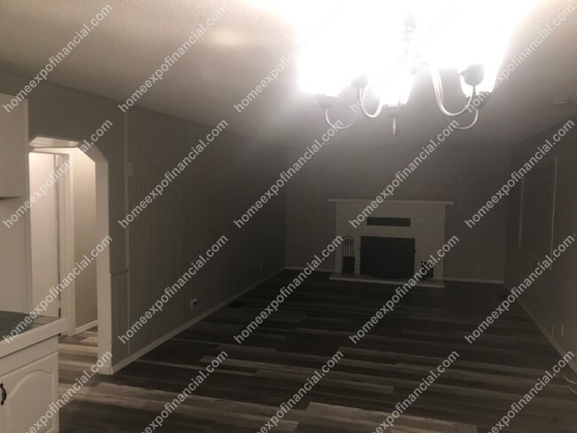 Foto del edificio - 52614 Laurel Trail
