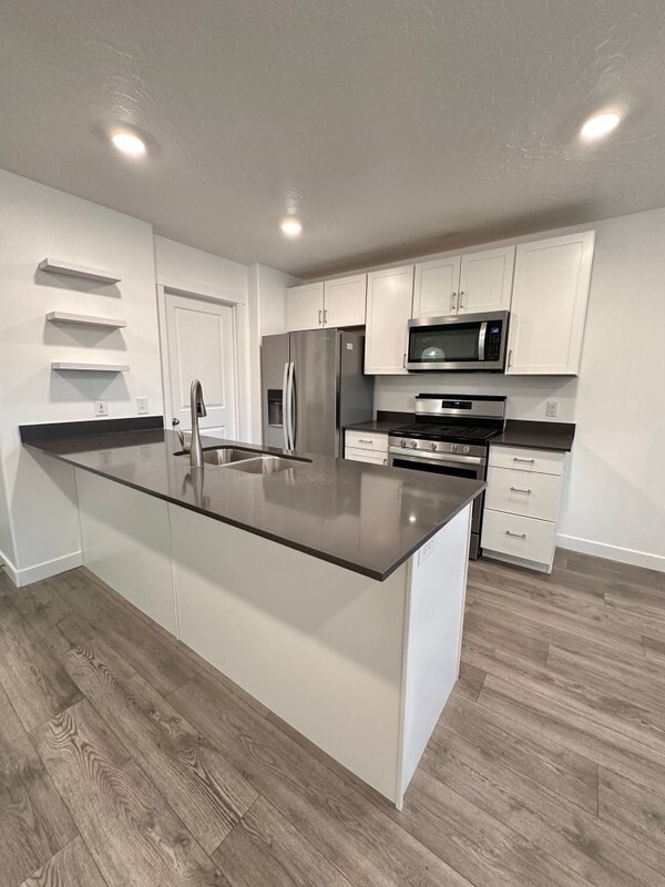 Building Photo - 44 N Voyager Ln
