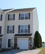 Building Photo - 1242 Ledge Dr