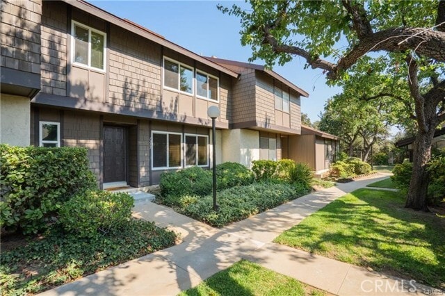 Building Photo - 1255 Meadowglen Ln