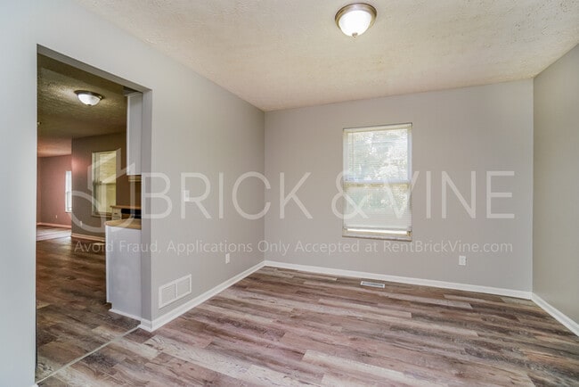 Building Photo - 2392 Minerva Park Place
