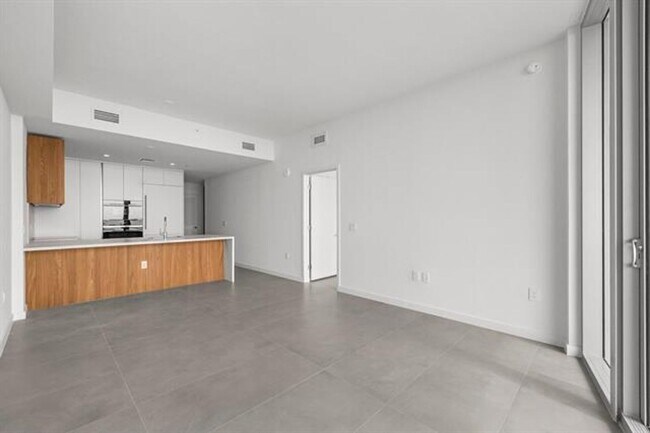 Foto del edificio - 1400 Biscayne Blvd