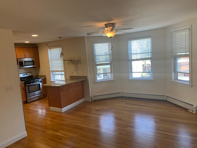 Foto del edificio - 17 Cutler St