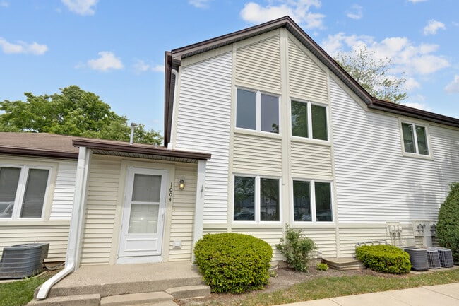 Building Photo - 1004 Inverrary Ln