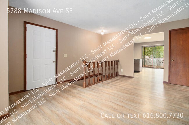 Foto del edificio - 5788 Madison Ave SE