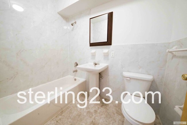 Foto del edificio - 2320 30th Dr
