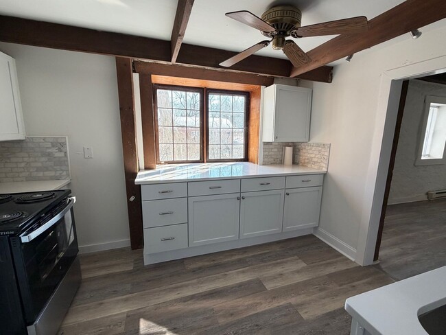 Photo - Unique 3 Bedroom with Den in Historic Building on Germantown Pike! Apartment