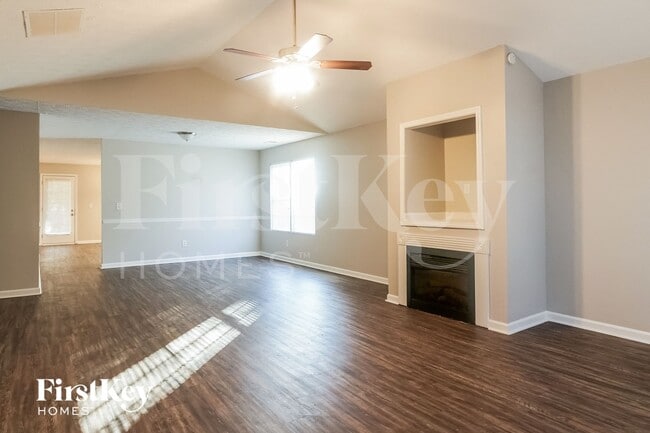 Building Photo - 10968 Big Sky Dr