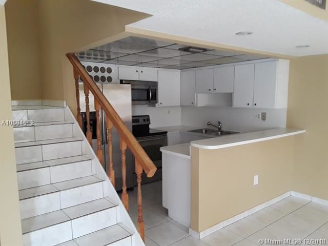 Foto del edificio - 11890 SW 18th Terrace