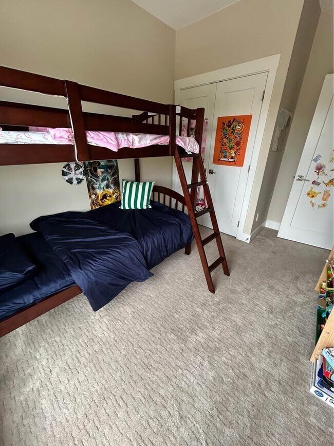 Photo du bâtiment - 16488-164 64 Ave