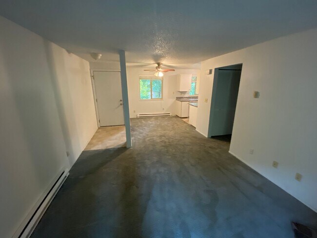 Foto del edificio - 12628 NW Barnes Rd