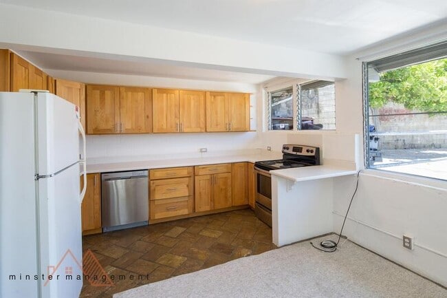 Photo - 2057 10th Ave Apartment