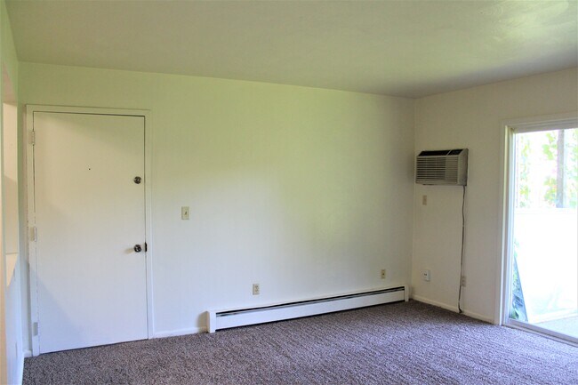 Building Photo - 5723 E G Ave