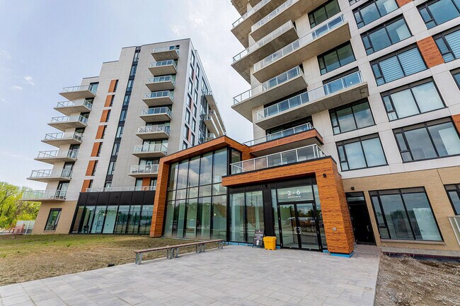 Building Photo - 6 David Eyer Rd