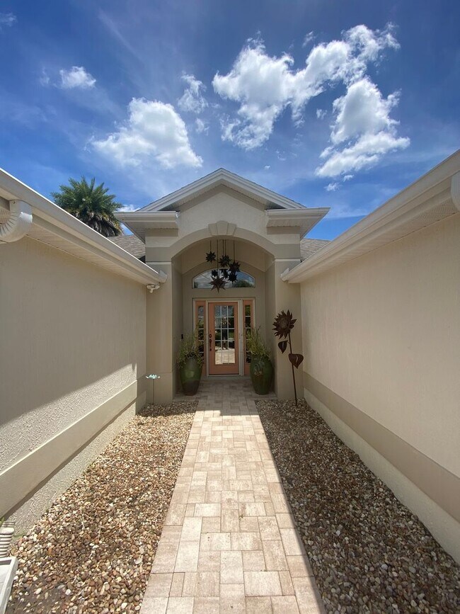 Foto del edificio - Exquisite - Turnkey, 3 bed + 2 1/2 Bath + ...