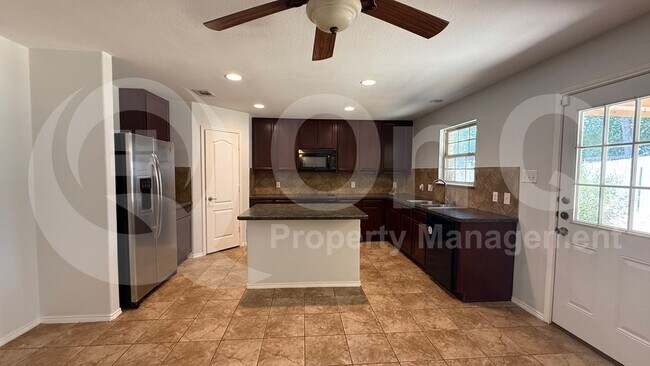 Building Photo - 5761 Dunraven Trail