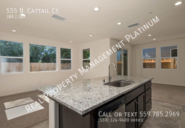 Building Photo - $1,995 Solar, Gated Community 3 Bedrooms, ...