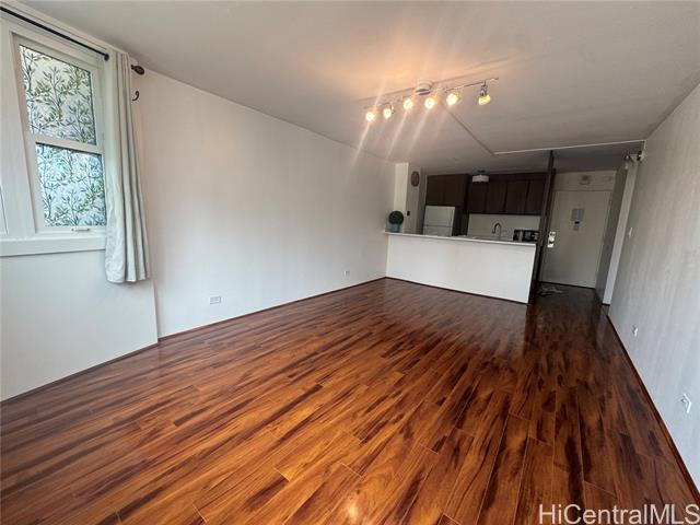 Building Photo - 1050 Kinau St