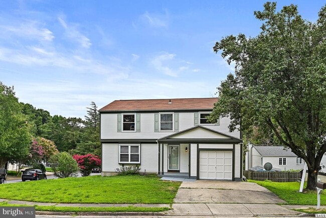 Building Photo - 9409 Mirror Pond Dr