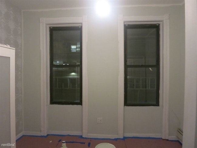 Building Photo - 142 Ralph Ave
