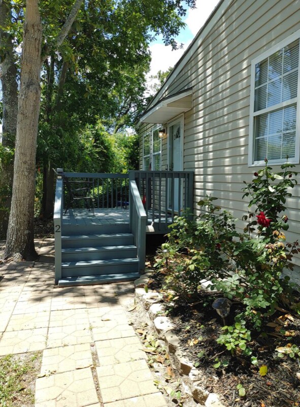 Building Photo - 401 28th Ave S