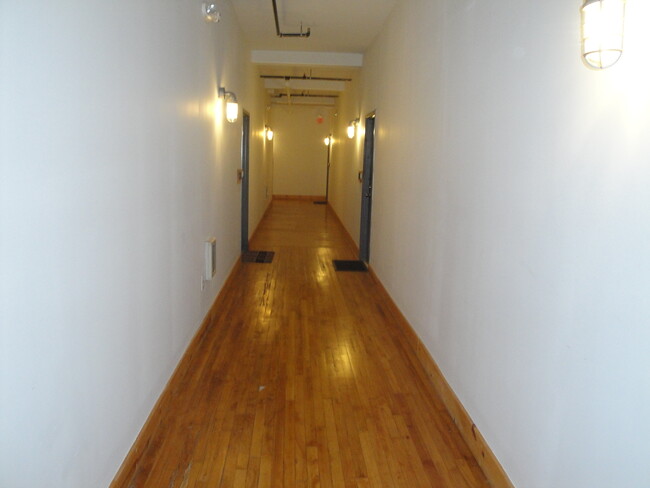 Building Photo - 325 Lafayette St
