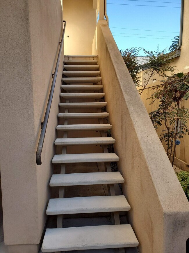Foto del edificio - 4886 Coronado Ave