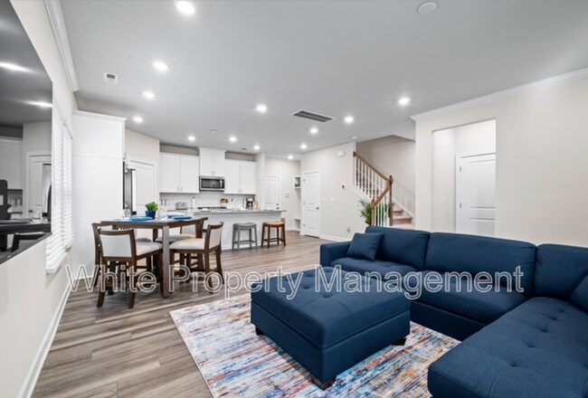 Building Photo - 709 Windage Wy