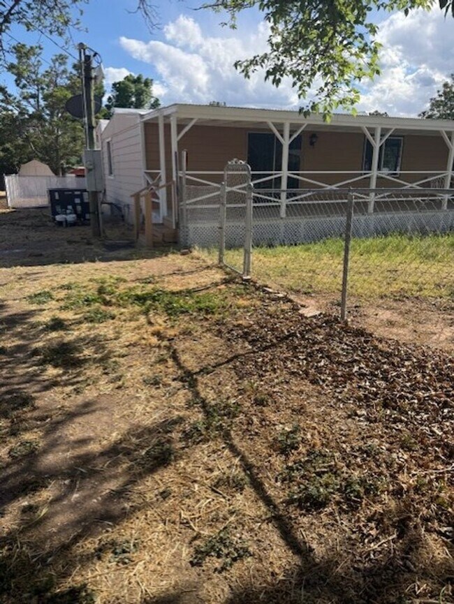 Foto del edificio - 3 Bedroom Spacious Home - Contact Property Pros