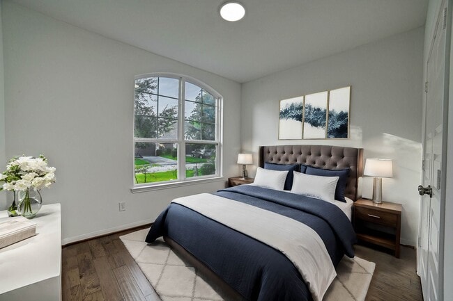 Foto del edificio - 5007 Sawmill Terrace Ln